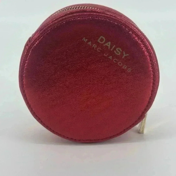 New Marc Jacobs Daisy Sparkling Glitter Red Makeup/Cosmetic Pouch Holiday Xmas - Picture 1 of 9